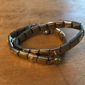 2 💯 % Nomination Bracelets 18 links each